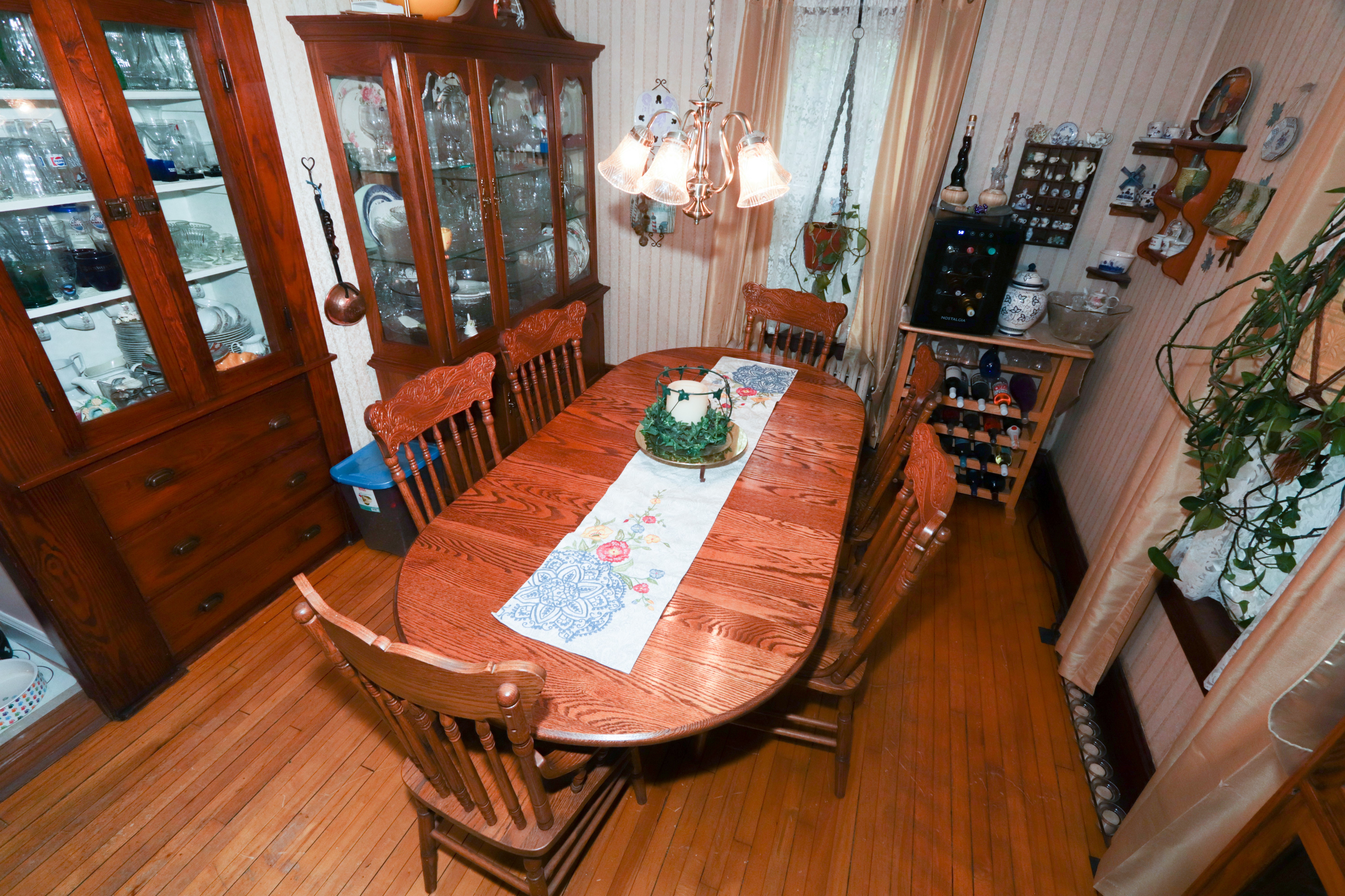 South Nashua House for Sale 34.5 Russell Ave Nashua NH 03060 dining room