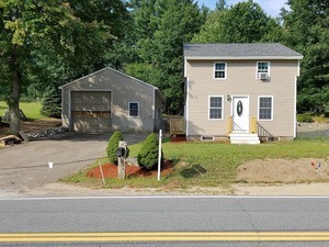 Merrimack House for sale 31 Amherst Rd Merrimack NH 03054