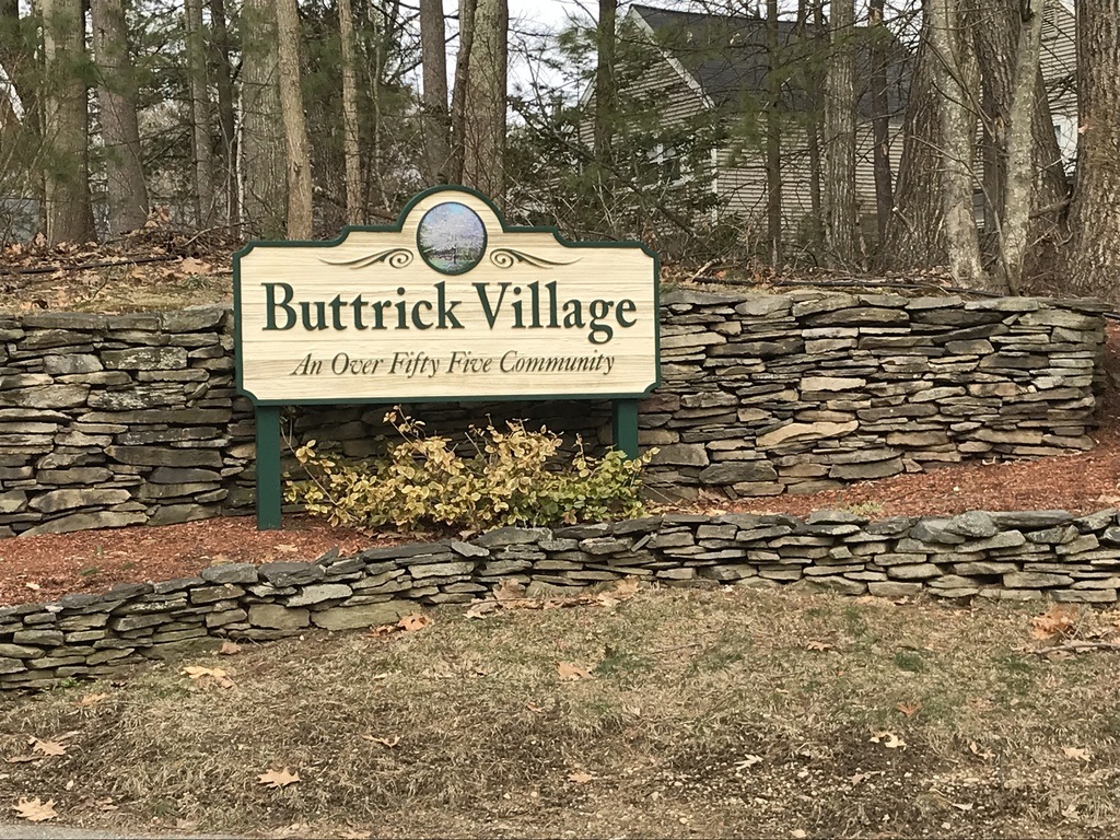 Londonderry Condo for Sale 7 Lincoln Dr Londonderry NH 03053