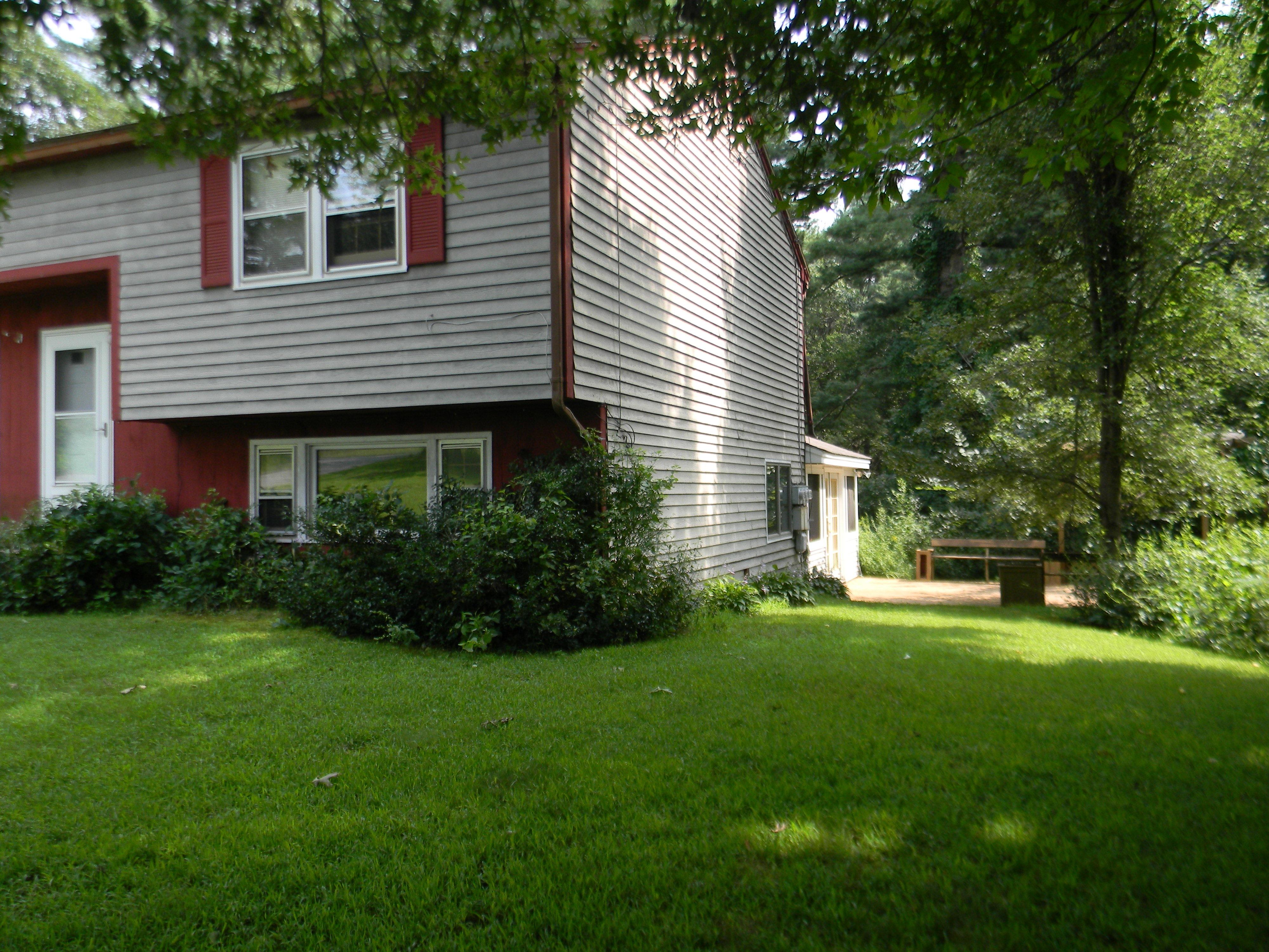 Hudson Condex for Sale 87A Pelham Rd Hudson NH 03051 (11) Southern NH