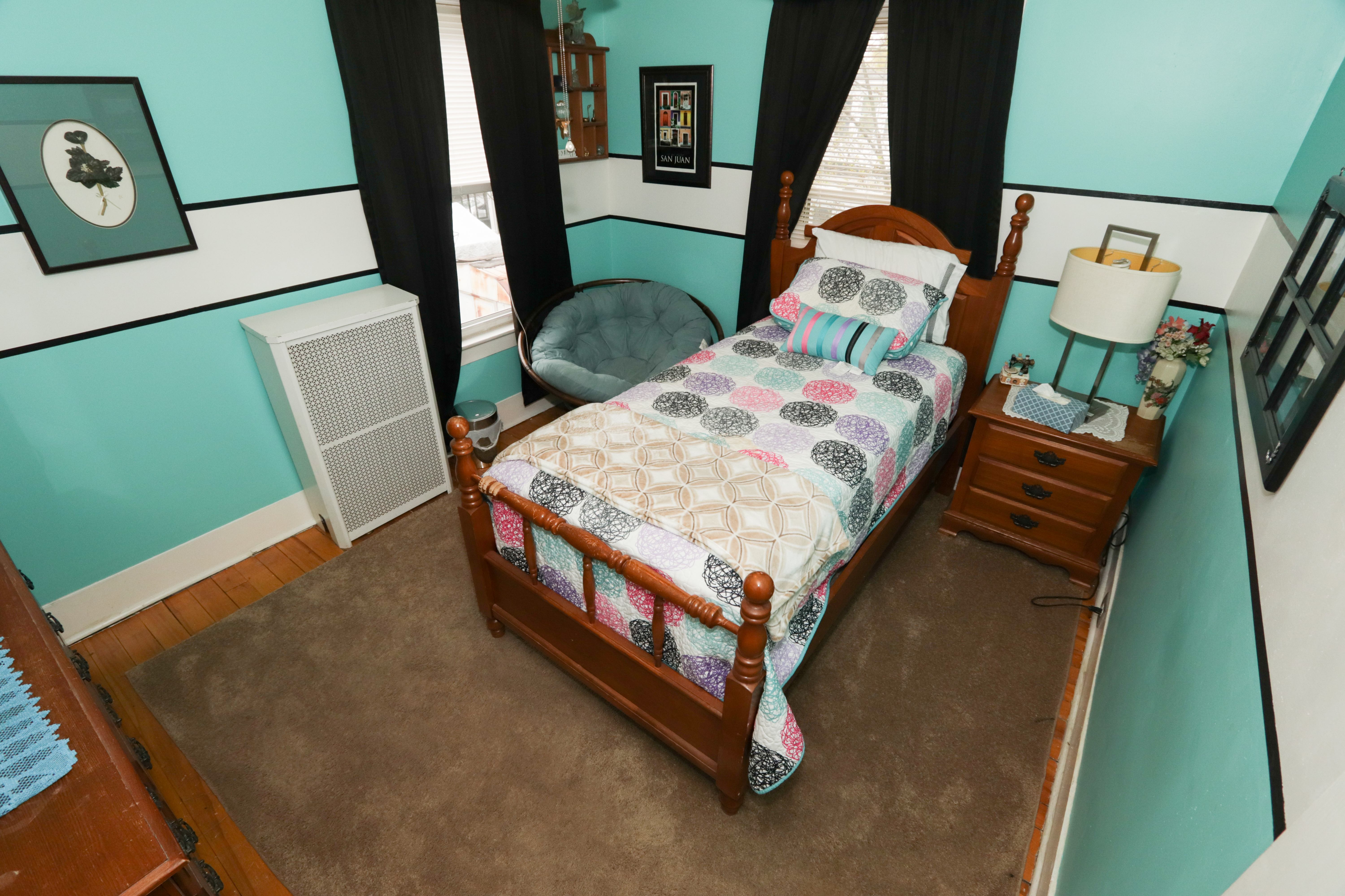 South Nashua House for Sale 34.5 Russell Ave Nashua NH 03060 bedroom4
