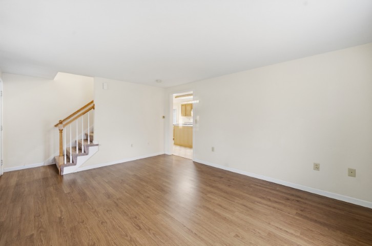 27 Clinton-72 (Small)