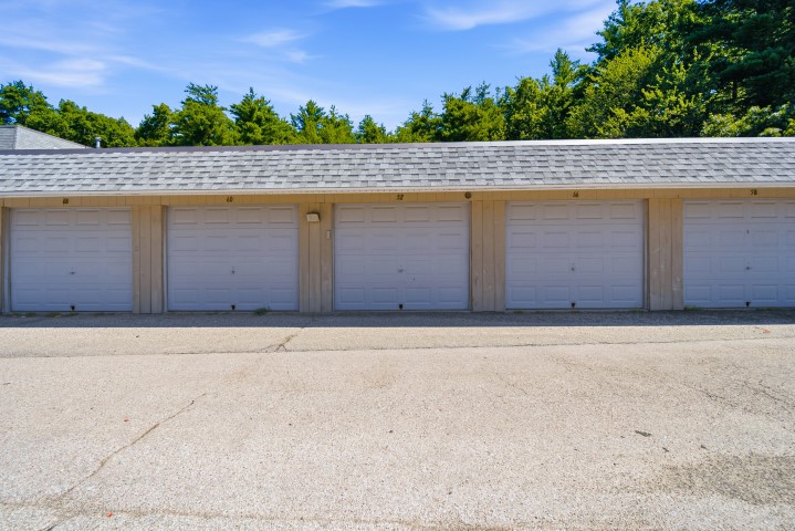 Knightsbridge Arms Condo at 5 Knightsbridge Dr #208 Nashua NH 03063 (18) (Small)