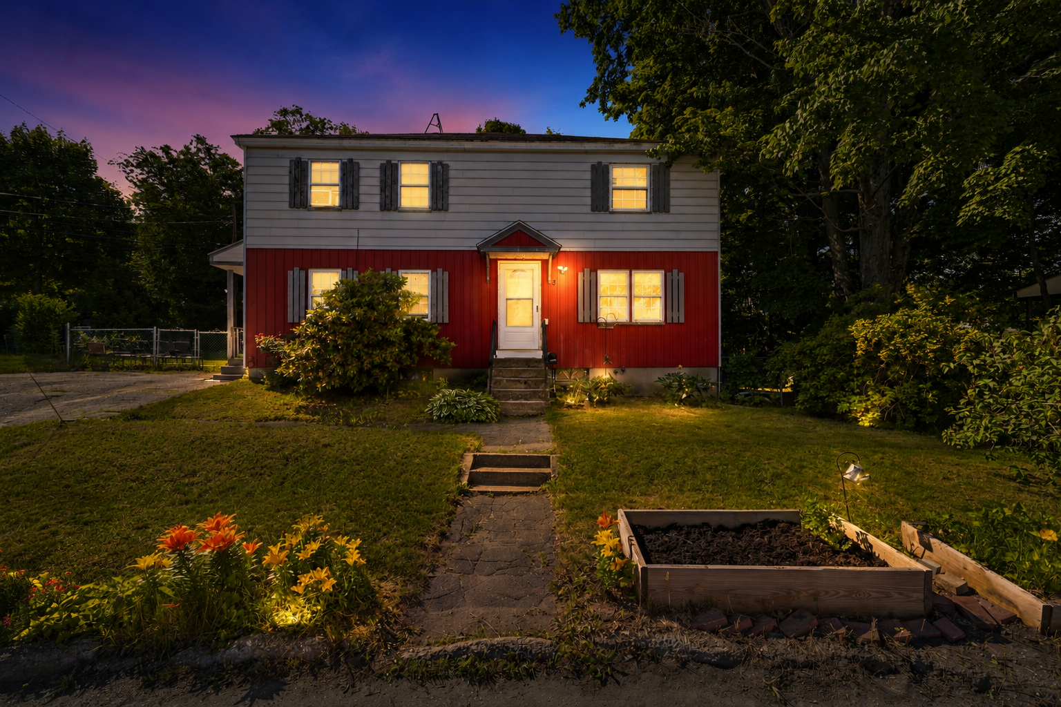 3 Harold St Manchester NH 03103 twilight
